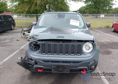 2016 Jeep Renegade Trailhawk из США, поврежденный, VIN ZACCJBCT1GPC61864